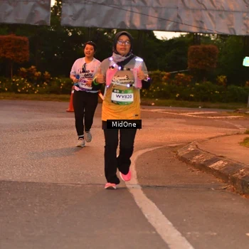 Runner Photo 7685657