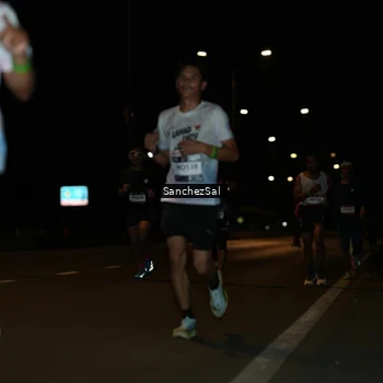 Runner Photo 7685661