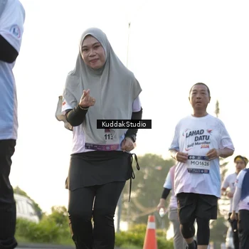 Runner Photo 7685665