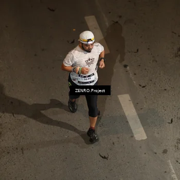 Runner Photo 7685673