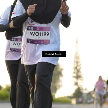 Runner Photo 7685675
