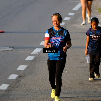 Runner Photo 7685701