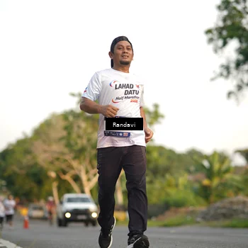 Runner Photo 7685705