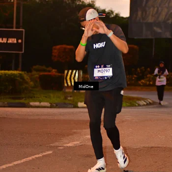 Runner Photo 7685721