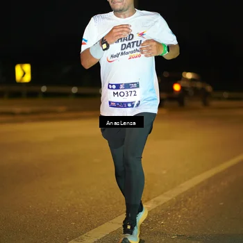 Runner Photo 7685735
