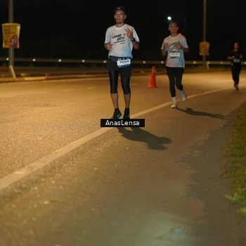Runner Photo 7685736