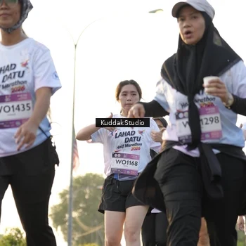 Runner Photo 7685744