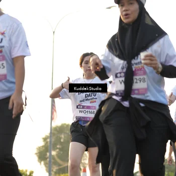 Runner Photo 7685745