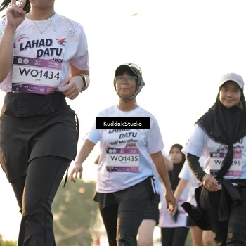 Runner Photo 7685746