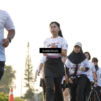 Runner Photo 7685767