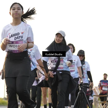 Runner Photo 7685772