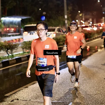 Runner Photo 7685779