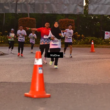 Runner Photo 7685796