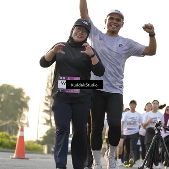 Runner Photo 7685799