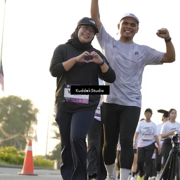 Runner Photo 7685800