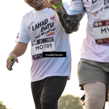 Runner Photo 7685803