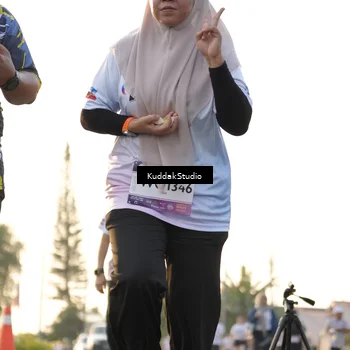 Runner Photo 7685850