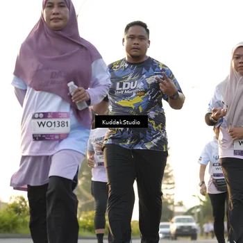 Runner Photo 7685860
