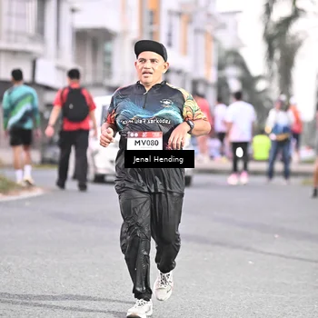 Runner Photo 7685861