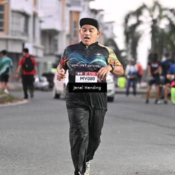 Runner Photo 7685862