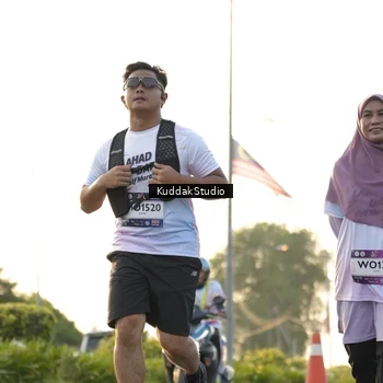 Runner Photo 7685865