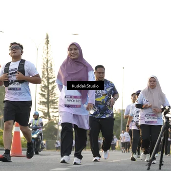Runner Photo 7685868