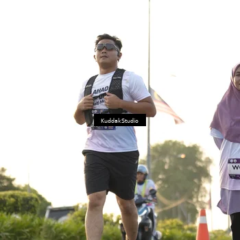 Runner Photo 7685870