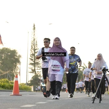Runner Photo 7685874