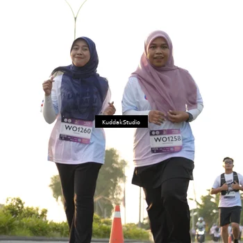 Runner Photo 7685903