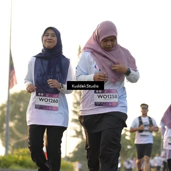 Runner Photo 7685905