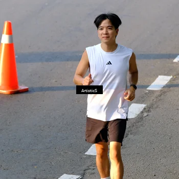 Runner Photo 7685911