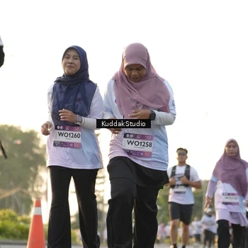 Runner Photo 7685917