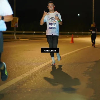 Runner Photo 7685935