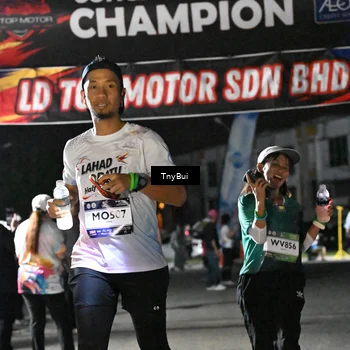 Runner Photo 7685943