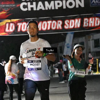 Runner Photo 7685971