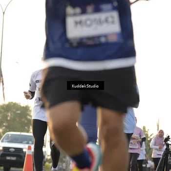 Runner Photo 7685974