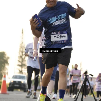 Runner Photo 7685981