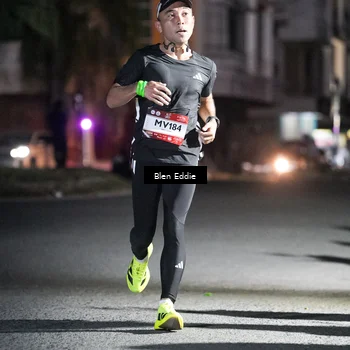 Runner Photo 7685990