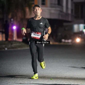 Runner Photo 7685999