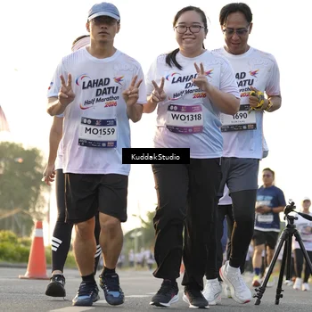 Runner Photo 7686005
