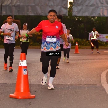 Runner Photo 7686009