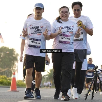 Runner Photo 7686012