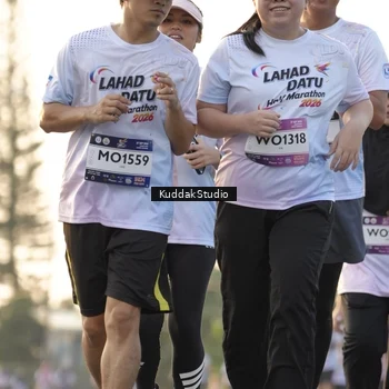 Runner Photo 7686017