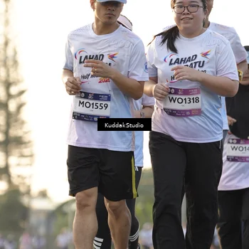 Runner Photo 7686020