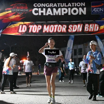 Runner Photo 7686022