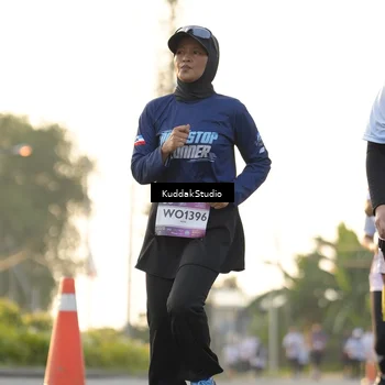 Runner Photo 7686040