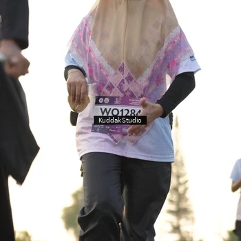 Runner Photo 7686058