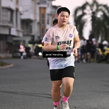 Runner Photo 7686062