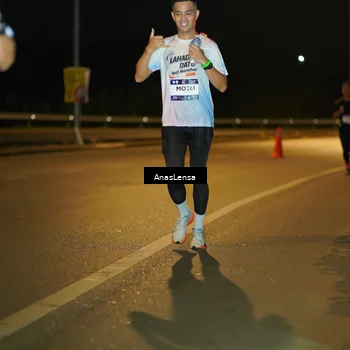 Runner Photo 7686063