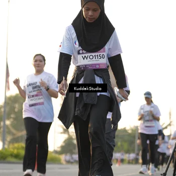 Runner Photo 7686065
